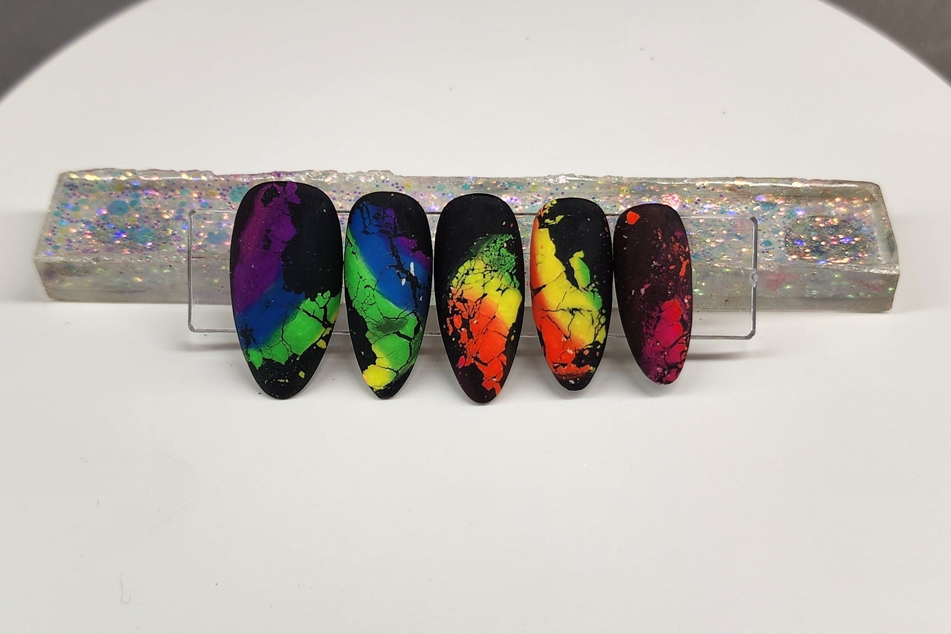 Crackle Rainbow